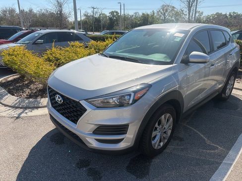 Used 2020 Hyundai Tucson SE image 4