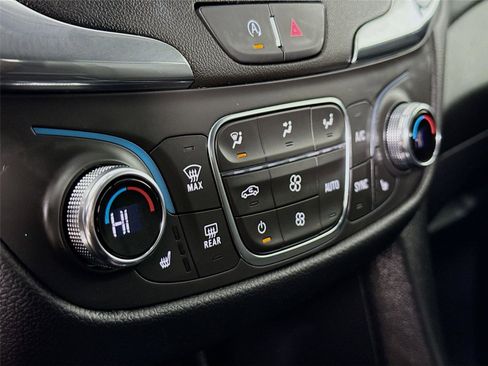 Used 2022 Chevrolet Equinox LT image 15