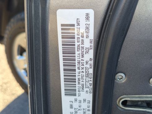 Used 2011 RAM 2500 ST w/ ST Popular Equipment Group AWD/4WD image 34
