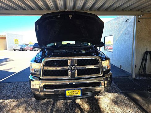 Used 2015 RAM 2500 Tradesman w/ Chrome Appearance Group image 11