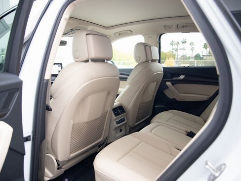 Used 2025 Audi Q5 2.0T Premium Plus image 19