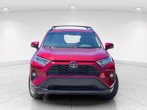 Used 2021 Toyota RAV4 XLE w/ XLE Grade Weather Package AWD/4WD image 2