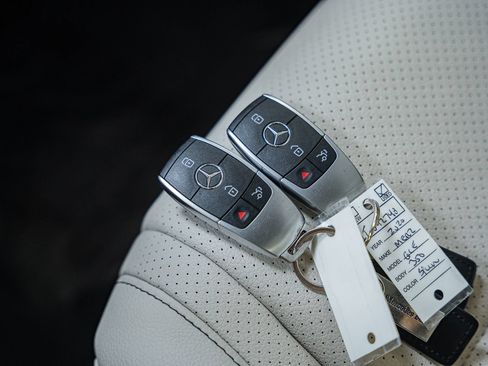Used 2020 Mercedes-Benz GLE 350 4MATIC image 52
