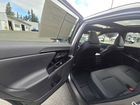 Used 2023 Toyota bZ4X AWD w/ Weather Package image 15