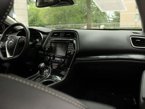 Used 2020 Nissan Maxima Platinum w/ Sport Mat Group FWD image 27