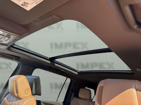 Used 2024 Cadillac Escalade ESV Sport w/ Touring Package image 12