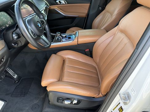 Used 2021 BMW X5 M50i AWD/4WD image 7