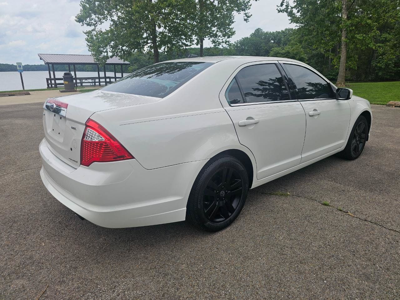 Used 2012 Ford Fusion SEL FWD image 5