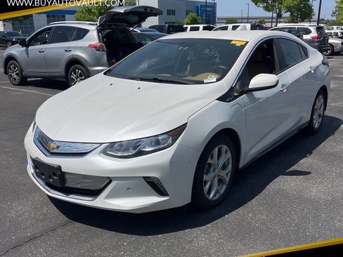 Used 2017 Chevrolet Volt Premier FWD image 1