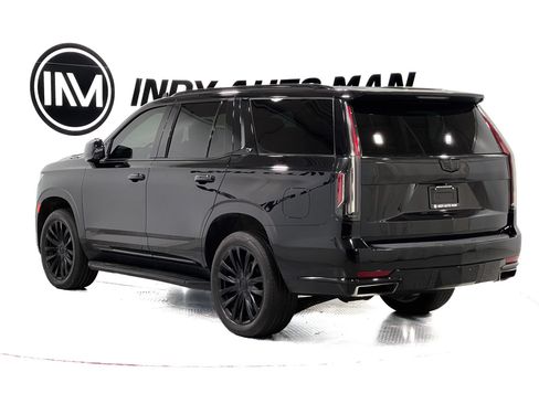 Used 2021 Cadillac Escalade Premium Luxury AWD/4WD image 6