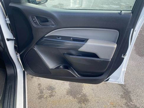 Used 2016 Chevrolet Colorado W/T w/ WT Convenience Package image 18