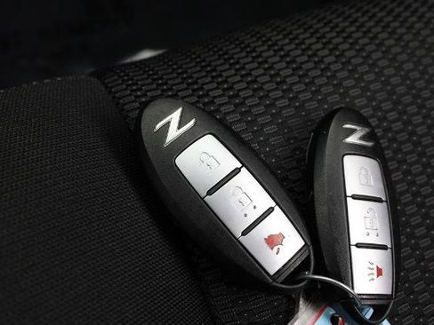 Certified 2016 Nissan 370Z Coupe RWD image 28
