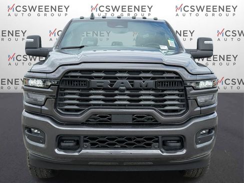 New 2026 RAM 2500 Big Horn AWD/4WD image 9