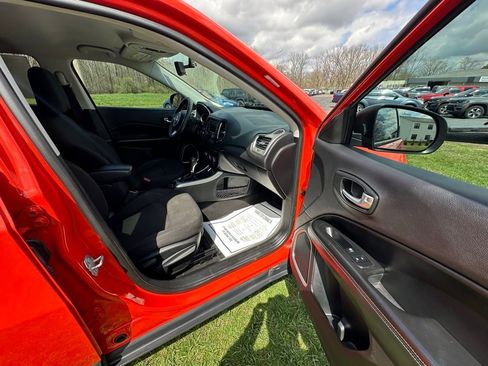 Used 2018 Jeep Compass Sport image 14