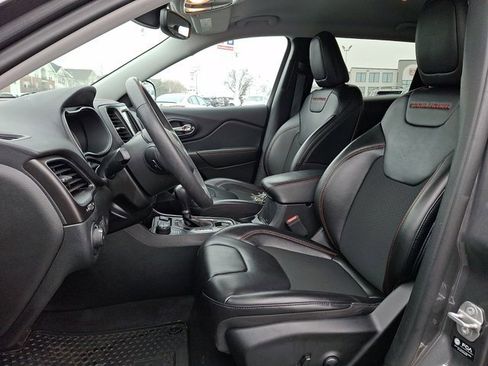 Certified 2022 Jeep Cherokee Trailhawk w/ Comfort/Convenience Group image 18