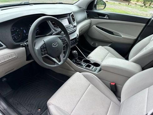 Used 2017 Hyundai Tucson SE w/ SE Popular Package 02 AWD/4WD image 13