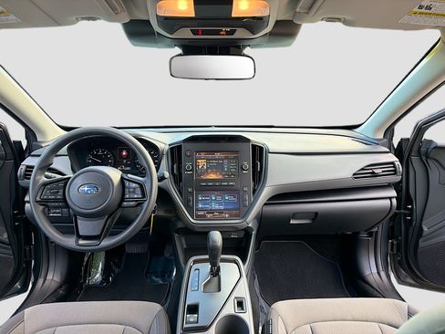 Used 2024 Subaru Crosstrek 2.0i AWD/4WD image 3