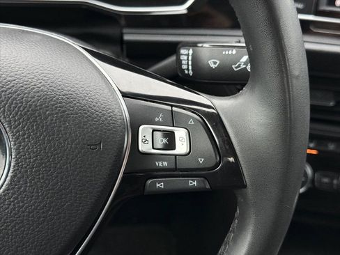 Used 2020 Volkswagen Jetta SE w/ SE Cold Weather Package image 7