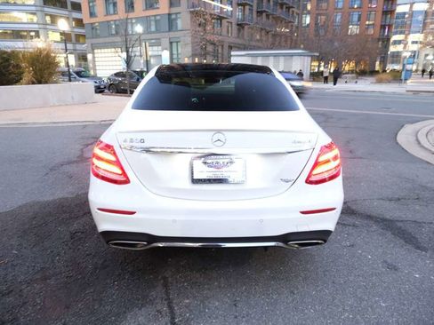 Used 2019 Mercedes-Benz E 300 4MATIC w/ Premium 1 Package image 8