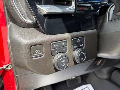 Used 2023 Chevrolet Silverado 1500 LT AWD/4WD image 10