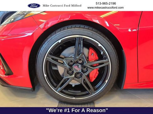 Used 2024 Chevrolet Corvette Stingray Coupe RWD image 5