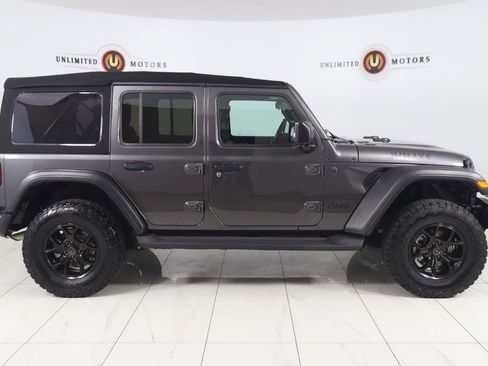 Used 2024 Jeep Wrangler Unlimited Sport AWD/4WD image 2