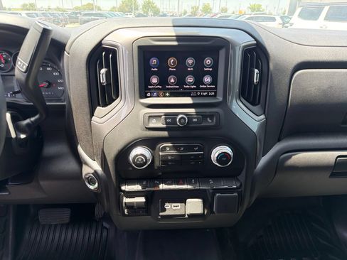 Used 2026 GMC Sierra 2500 Pro w/ 1SA Pro Safety Plus Package AWD/4WD image 18