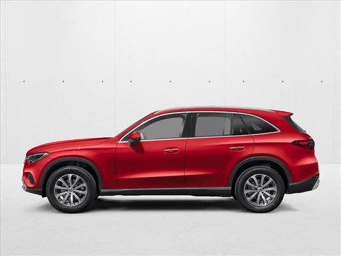New 2026 Mercedes-Benz GLC 300 4MATIC image 3