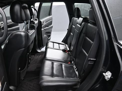 Used 2017 Jeep Grand Cherokee Limited AWD/4WD image 14