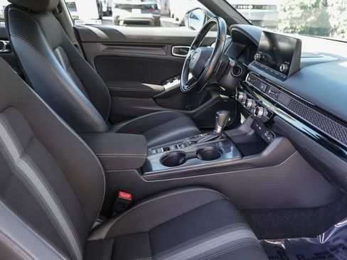 Used 2023 Honda Civic Sport image 15