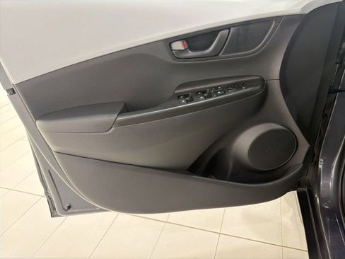 Used 2020 Hyundai Kona SEL AWD/4WD image 10