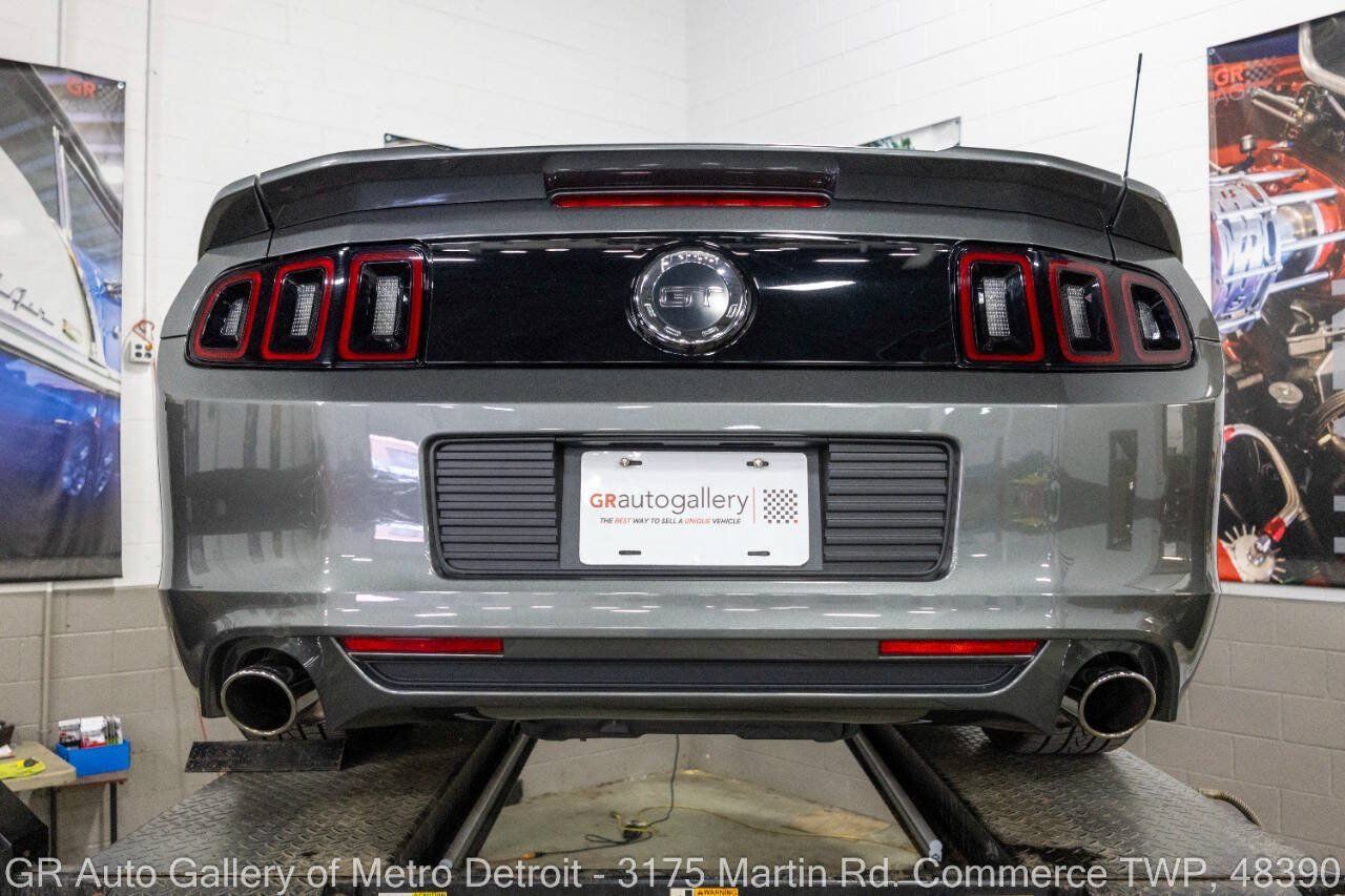 Used 2014 Ford Mustang GT Premium w/ GT Track Package RWD image 20