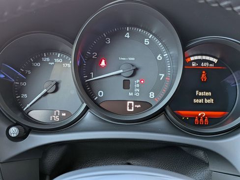 New 2026 Porsche Macan image 18