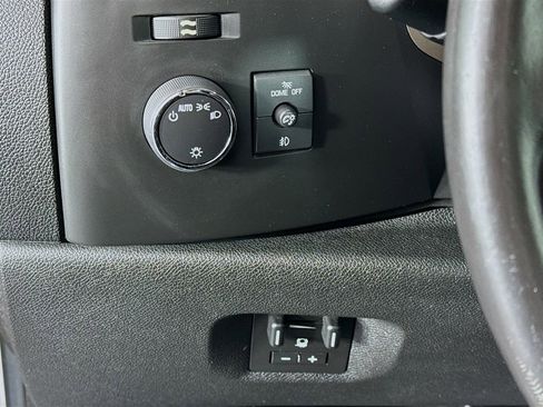 Used 2014 Chevrolet Silverado 2500 LT w/ Interior Plus Package AWD/4WD image 10