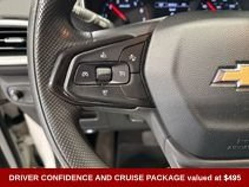 Used 2022 Chevrolet TrailBlazer LS FWD image 3