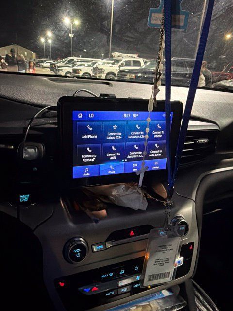 Used 2022 Ford Explorer XLT RWD image 15