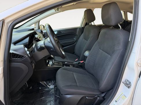 Used 2016 Ford Fiesta SE w/ Equipment Group 201A FWD image 14