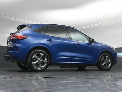 Certified 2023 Ford Escape ST-Line w/ Tech Pack #1 AWD/4WD image 39
