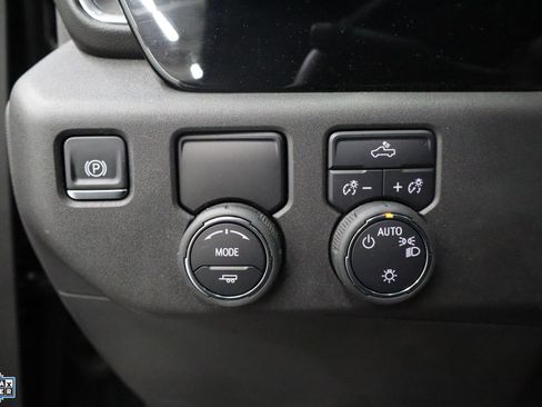 Used 2025 Chevrolet Silverado 1500 LT w/ Protection Package RWD image 16