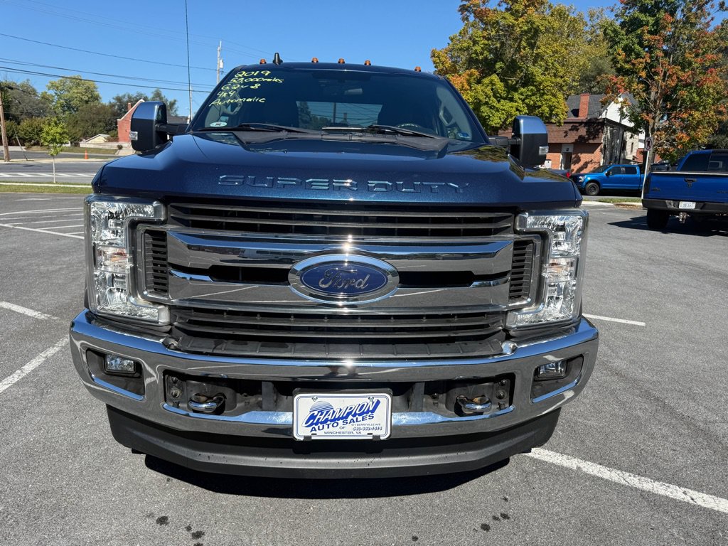 Used 2019 Ford F250 XLT w/ XLT Premium Package AWD/4WD image 3