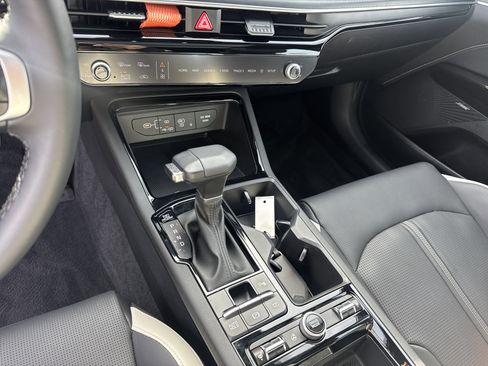 Certified 2025 Kia K5 GT-Line w/ GT-Line Premium Package image 30