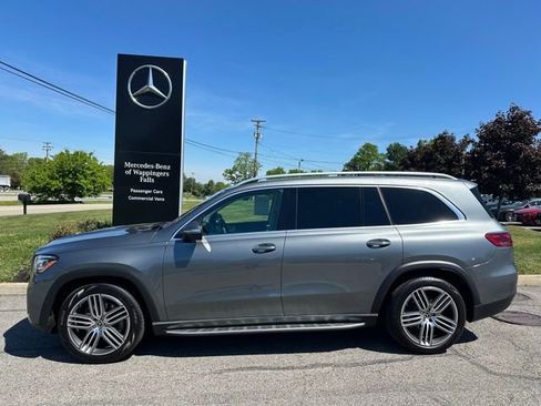Used 2026 Mercedes-Benz GLS 450 4MATIC image 2