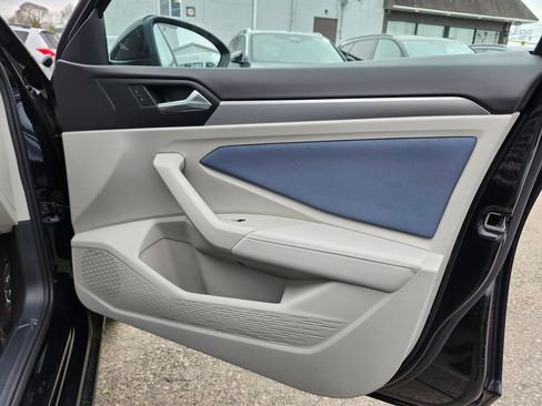New 2026 Volkswagen Jetta SE FWD image 13