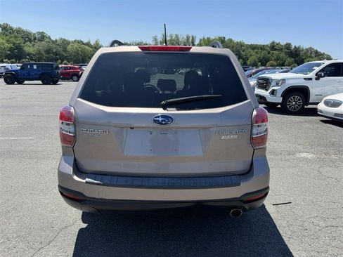 Used 2015 Subaru Forester 2.5i Premium w/ All-Weather Package AWD/4WD image 6