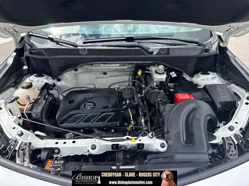 Used 2020 Buick Encore GX Essence w/ Experience Buick Package FWD image 14
