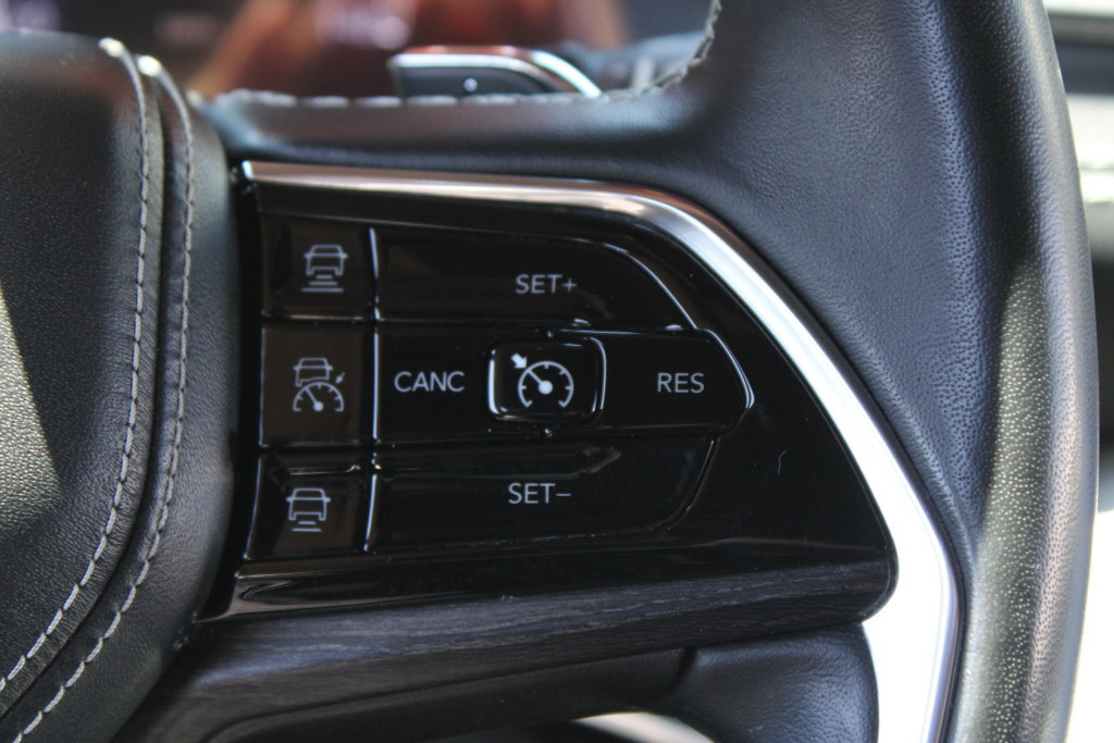Used 2021 Jeep Grand Cherokee L Overland AWD/4WD image 29