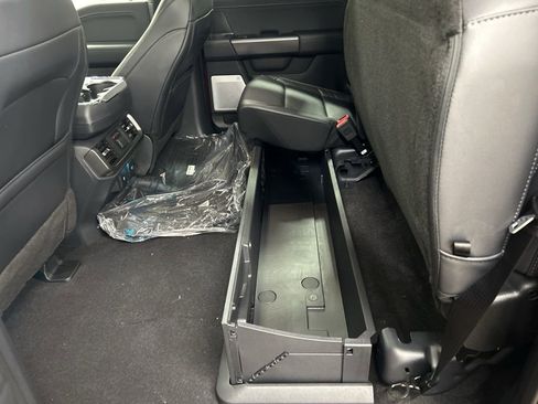 New 2025 Ford F150 Lariat w/ Equipment Group 502A High image 31