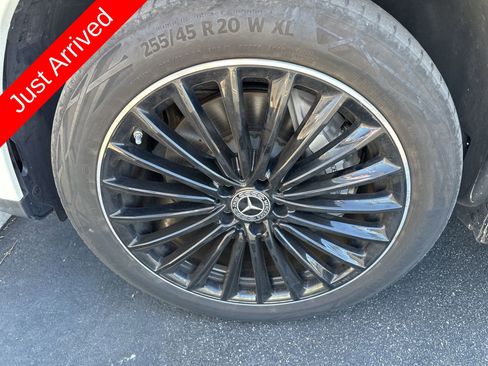 Used 2023 Mercedes-Benz GLC 300 w/ AMG Line image 3