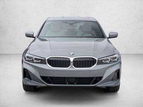 New 2026 BMW 330i xDrive Sedan w/ Premium Package AWD/4WD image 6