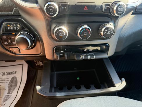 Used 2022 RAM 1500 Big Horn image 14